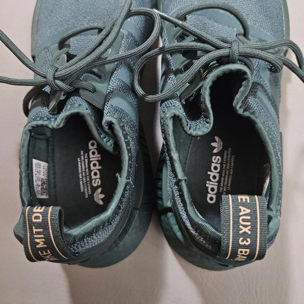 Adidas NMD R1 Mineral Green Women's Sneakers IE9080 Size 7.5 Low Top Knit Shoes